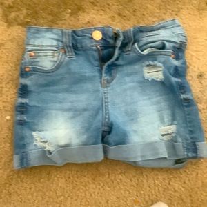 celebrity x pink girls Shorts not to short but a little short size 10 in kids